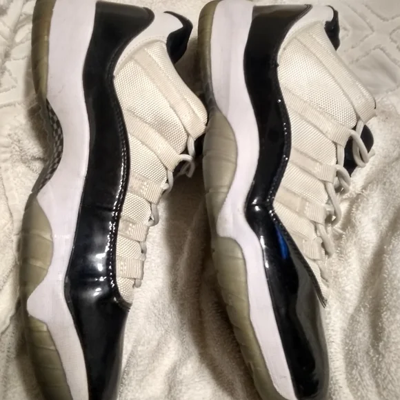 JORDAN Retro basketball shoes